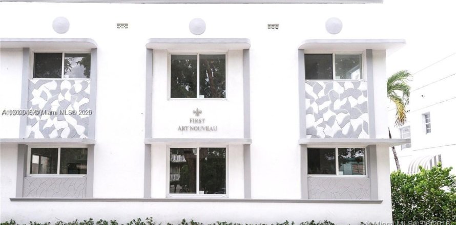 Condominio en Miami Beach, Florida, 1 dormitorio № 1937591