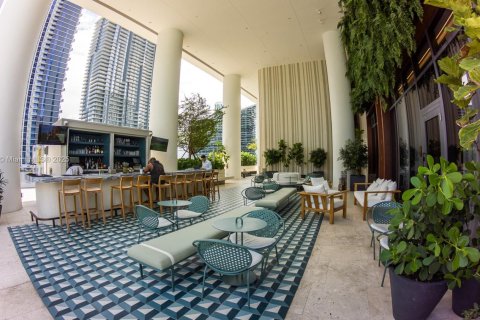 Condo in Miami, Florida, 3 bedrooms  № 1888902 - photo 25