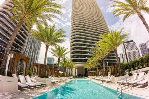 Condo in Miami, Florida, 3 bedrooms  № 1888902 - photo 30