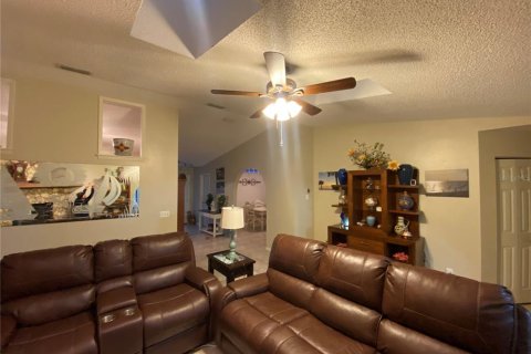 House in New Smyrna Beach, Florida 4 bedrooms, 283.54 sq.m. № 1572718 - photo 20