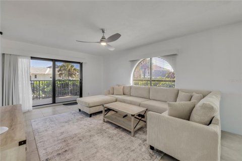 Copropriété à vendre à New Smyrna Beach, Floride: 3 chambres, 138.24 m2 № 2094854 - photo 19