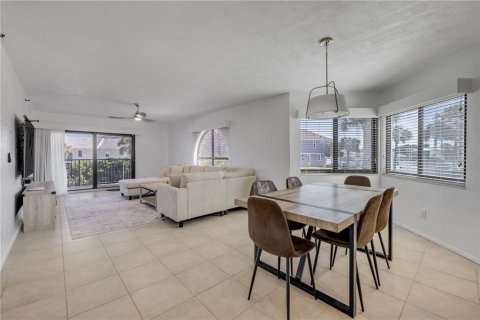 Copropriété à vendre à New Smyrna Beach, Floride: 3 chambres, 138.24 m2 № 2094854 - photo 15