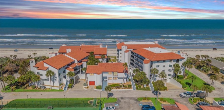 Condo à New Smyrna Beach, Floride, 3 chambres  № 2094854