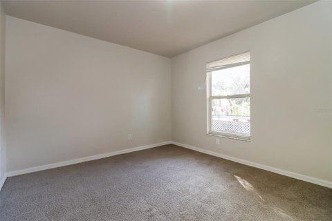 Casa en alquiler en Saint Petersburg, Florida, 4 dormitorios, 114.73 m2 № 1816076 - foto 11