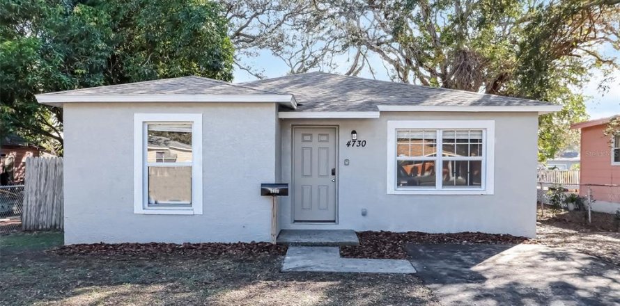 Casa en Saint Petersburg, Florida 4 dormitorios, 114.73 m2 № 1816076