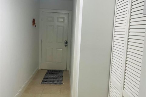 Condo in Coral Springs, Florida, 3 bedrooms  № 2245386 - photo 9