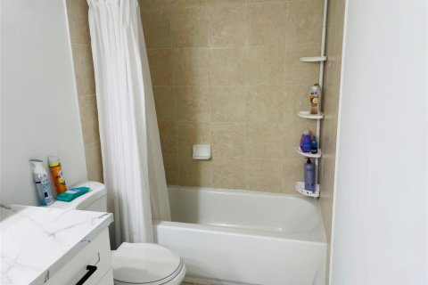 Condo in Coral Springs, Florida, 3 bedrooms  № 2245386 - photo 20
