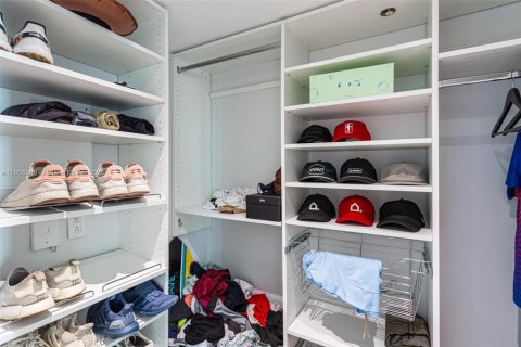 Снять в аренду кондоминиум в Майами, Флорида 2 спальни, 113.53м2, № 1963601 - фото 13