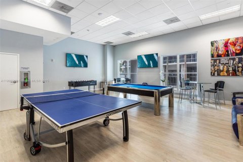 Снять в аренду кондоминиум в Майами, Флорида 2 спальни, 113.53м2, № 1963601 - фото 22