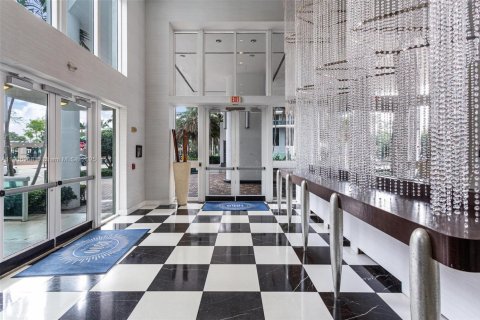 Снять в аренду кондоминиум в Майами, Флорида 2 спальни, 113.53м2, № 1963601 - фото 24