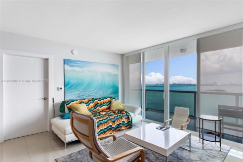 Снять в аренду кондоминиум в Майами, Флорида 2 спальни, 113.53м2, № 1963601 - фото 6