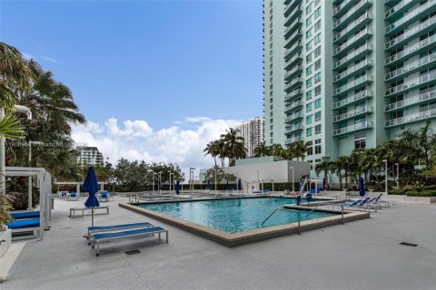 Снять в аренду кондоминиум в Майами, Флорида 2 спальни, 113.53м2, № 1963601 - фото 10