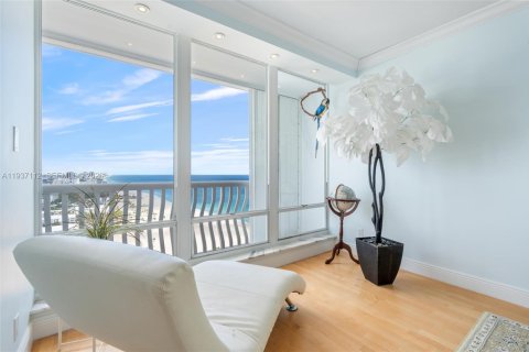 Copropriété à vendre à Fort Lauderdale, Floride: 2 chambres, 116.87 m2 № 2061254 - photo 14