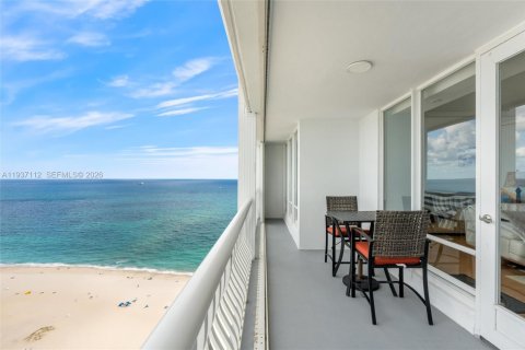 Copropriété à vendre à Fort Lauderdale, Floride: 2 chambres, 116.87 m2 № 2061254 - photo 6