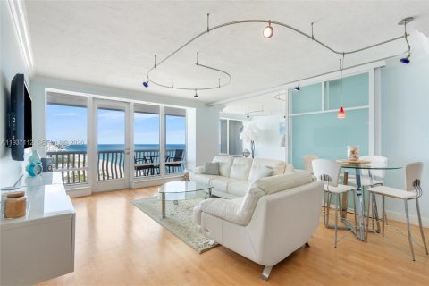 Copropriété à vendre à Fort Lauderdale, Floride: 2 chambres, 116.87 m2 № 2061254 - photo 8