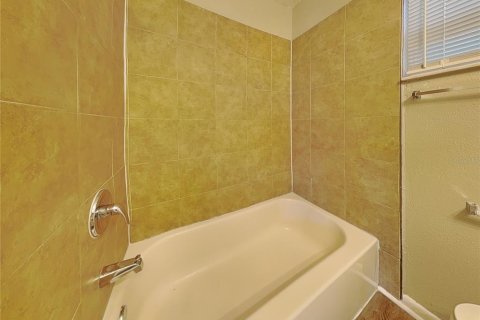 Villa ou maison à louer à Tampa, Floride: 4 chambres, 118.82 m2 № 1910984 - photo 11