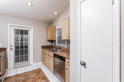 Casa en alquiler en DeBary, Florida, 4 dormitorios, 164.44 m2 № 1899342 - foto 5