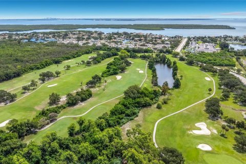 Adosado en venta en Saint Petersburg, Florida, 4 dormitorios, 149.57 m2 № 2223729 - foto 6