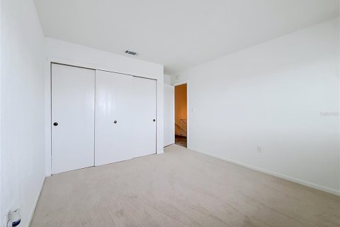 Adosado en venta en Saint Petersburg, Florida, 4 dormitorios, 149.57 m2 № 2223729 - foto 28