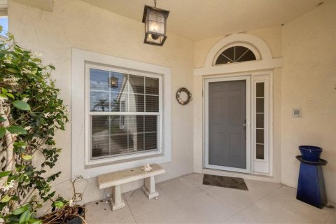 House in Englewood, Florida 2 bedrooms, 175.21 sq.m. № 1665825 - photo 6