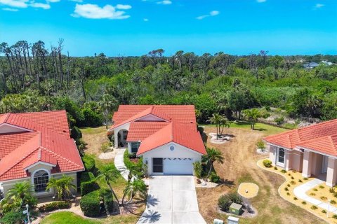 House in Englewood, Florida 2 bedrooms, 175.21 sq.m. № 1665825 - photo 3