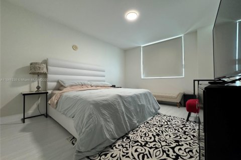 Снять в аренду кондоминиум в Халландейл-Бич, Флорида 2 спальни, 125.79м2, № 1939583 - фото 23