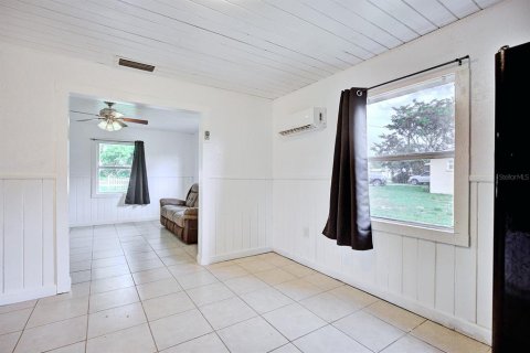 House in Avon Park, Florida 2 bedrooms, 69.68 sq.m. № 2199703 - photo 11