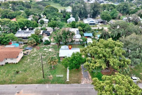 House in Avon Park, Florida 2 bedrooms, 69.68 sq.m. № 2199703 - photo 27