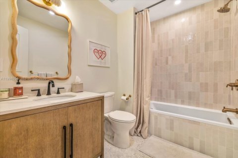 Villa ou maison à vendre à South Miami, Floride: 3 chambres, 248.51 m2 № 2068782 - photo 17