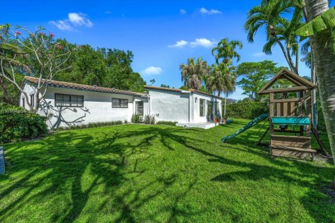Villa ou maison à vendre à South Miami, Floride: 3 chambres, 248.51 m2 № 2068782 - photo 25