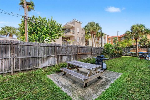 Copropriété à vendre à Indian Rocks Beach, Floride: 1 chambre, 42.27 m2 № 2339782 - photo 24