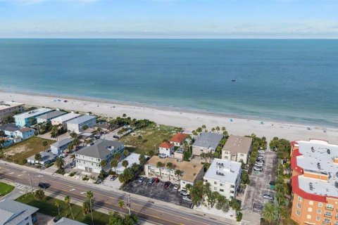 Copropriété à vendre à Indian Rocks Beach, Floride: 1 chambre, 42.27 m2 № 2339782 - photo 27