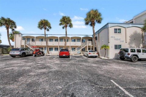 Copropriété à vendre à Indian Rocks Beach, Floride: 1 chambre, 42.27 m2 № 2339782 - photo 21