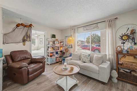 Copropriété à vendre à Indian Rocks Beach, Floride: 1 chambre, 42.27 m2 № 2339782 - photo 6