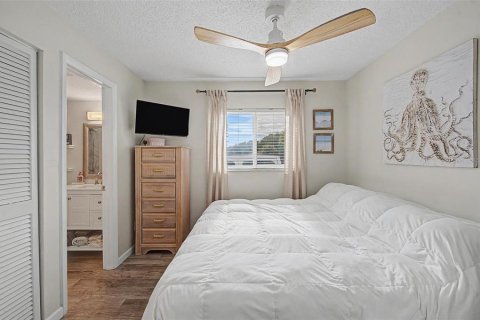 Copropriété à vendre à Indian Rocks Beach, Floride: 1 chambre, 42.27 m2 № 2339782 - photo 15