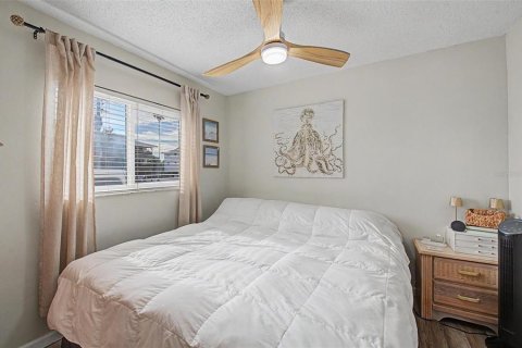 Copropriété à vendre à Indian Rocks Beach, Floride: 1 chambre, 42.27 m2 № 2339782 - photo 16