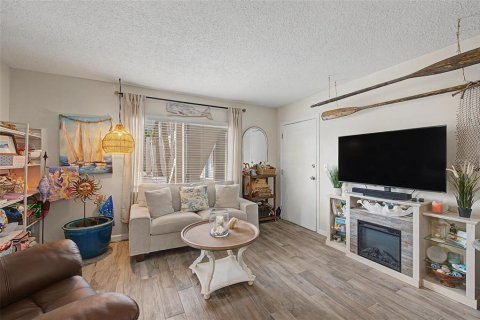 Copropriété à vendre à Indian Rocks Beach, Floride: 1 chambre, 42.27 m2 № 2339782 - photo 3
