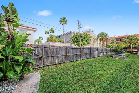 Copropriété à vendre à Indian Rocks Beach, Floride: 1 chambre, 42.27 m2 № 2339782 - photo 23