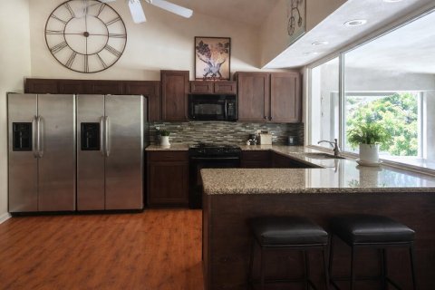 House in Port St. Lucie, Florida 4 bedrooms, 219.53 sq.m. № 2187431 - photo 7