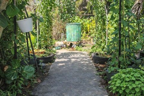 House in Port St. Lucie, Florida 4 bedrooms, 219.53 sq.m. № 2187431 - photo 26