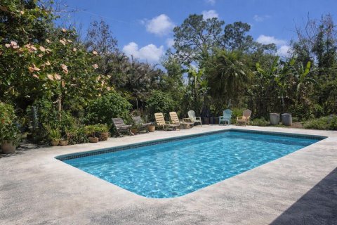 House in Port St. Lucie, Florida 4 bedrooms, 219.53 sq.m. № 2187431 - photo 6