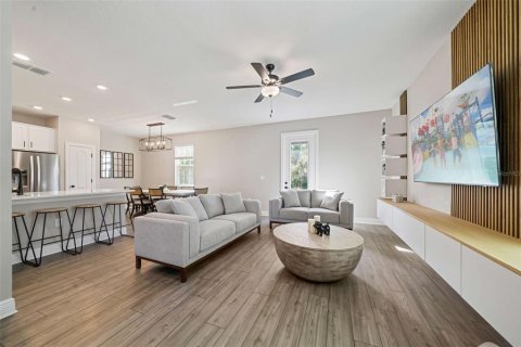 Villa ou maison à louer à Kissimmee, Floride: 4 chambres, 194.07 m2 № 2143681 - photo 7