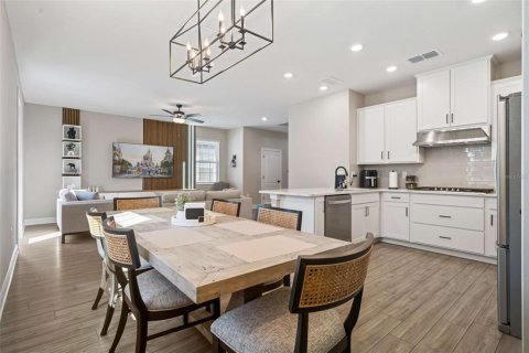Villa ou maison à louer à Kissimmee, Floride: 4 chambres, 194.07 m2 № 2143681 - photo 11