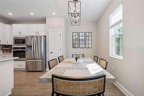 Villa ou maison à louer à Kissimmee, Floride: 4 chambres, 194.07 m2 № 2143681 - photo 12