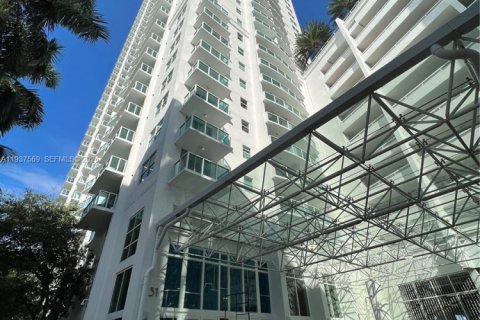 Снять в аренду кондоминиум в Майами, Флорида 2 спальни, 97.64м2, № 1995583 - фото 29