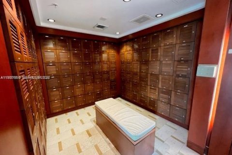 Снять в аренду кондоминиум в Майами, Флорида 2 спальни, 97.64м2, № 1995583 - фото 27