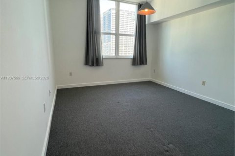 Снять в аренду кондоминиум в Майами, Флорида 2 спальни, 97.64м2, № 1995583 - фото 10