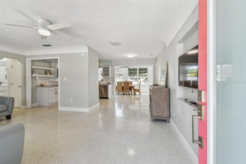 Casa en venta en Dunedin, Florida, 4 dormitorios, 173.91 m2 № 1615739 - foto 7