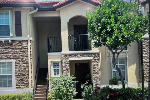 Condo in Homestead, Florida, 3 bedrooms № 1991486 - photo 2