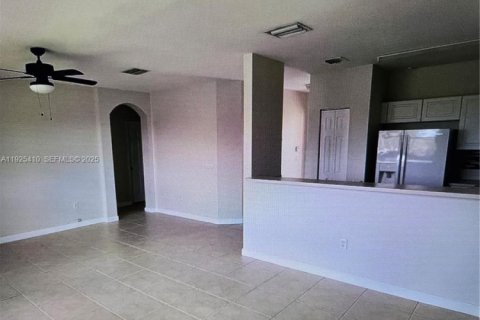Condo in Homestead, Florida, 3 bedrooms № 1991486 - photo 5